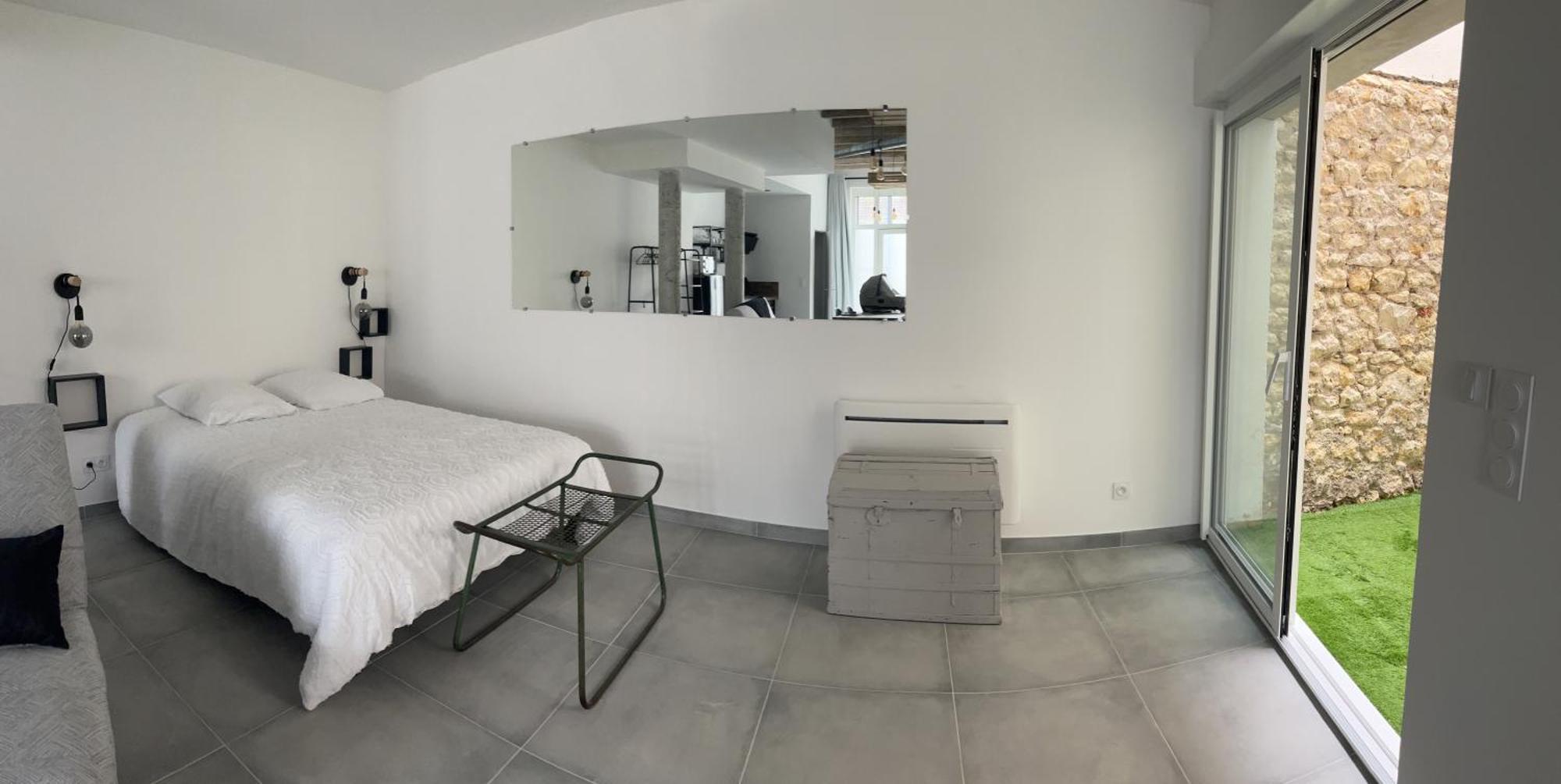 Loft Avec Terrasse Au Pied Du Chateau 엉부와스 외부 사진